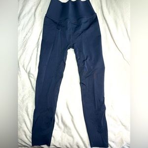 Fabletics High-Waisted SculptKnit® Dot Legging Size L